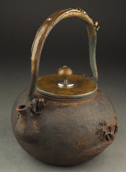 日本梅泉と亀文堂と鉄瓶の価値 | 鉄瓶の買取査定情報館